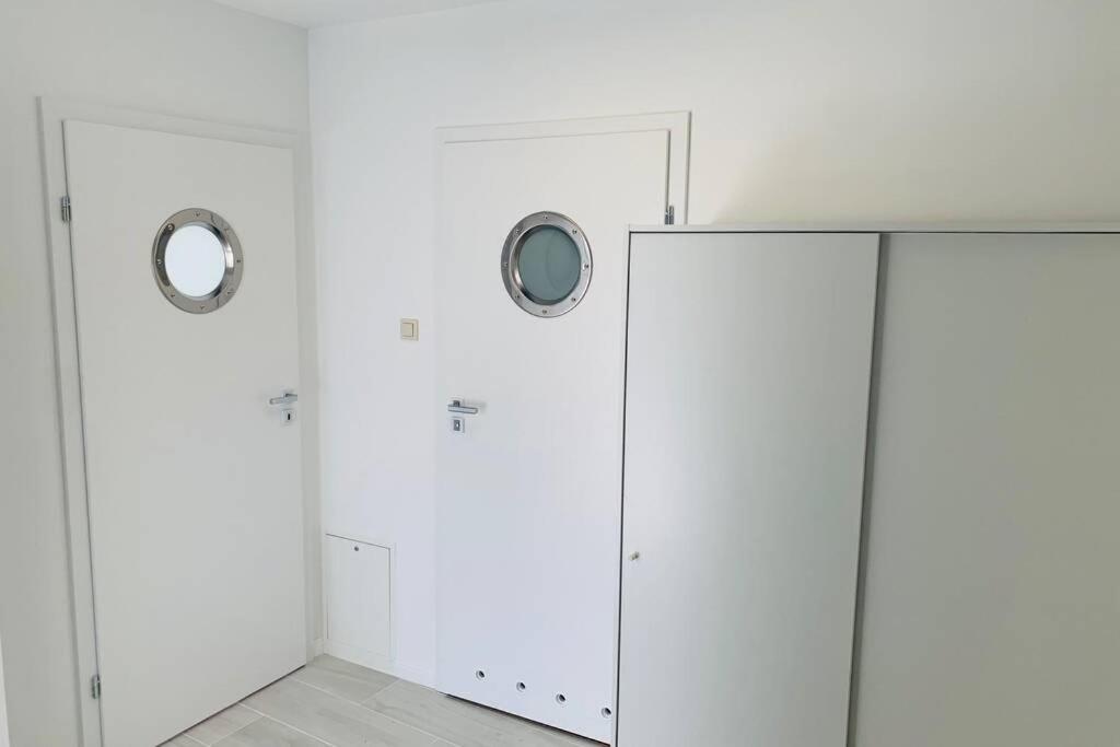 Uroczy Apartament Z Basenem I Kortem Tenisowym Pobierowo Dış mekan fotoğraf