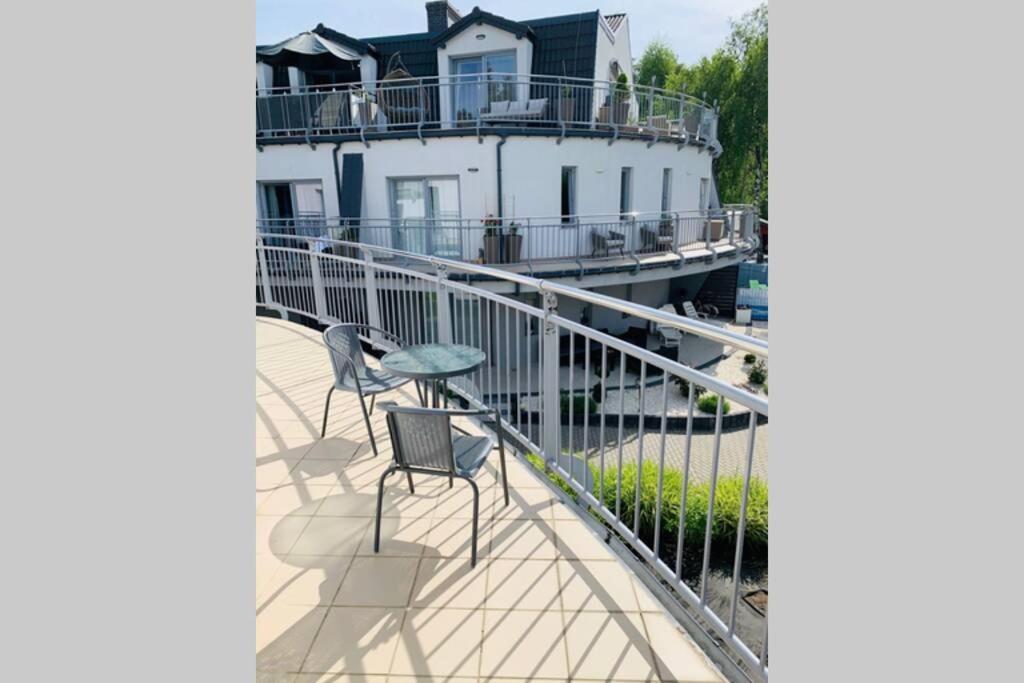 Uroczy Apartament Z Basenem I Kortem Tenisowym Pobierowo Dış mekan fotoğraf