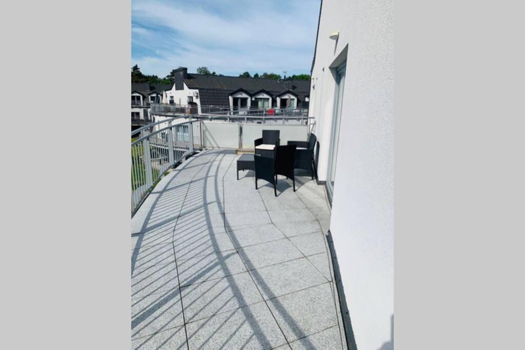 Uroczy Apartament Z Basenem I Kortem Tenisowym Pobierowo Dış mekan fotoğraf